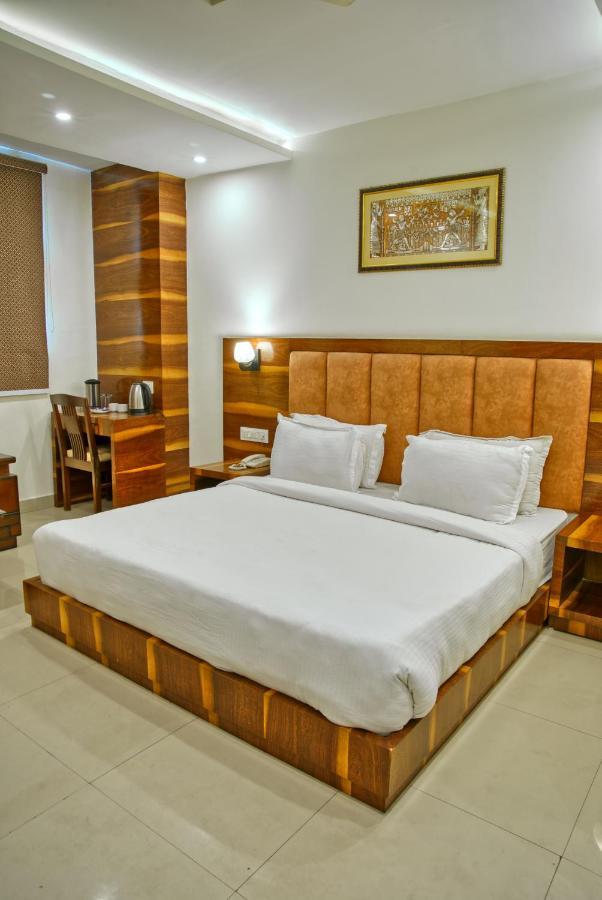 Height View Residency Hotel Dehradun Exterior photo