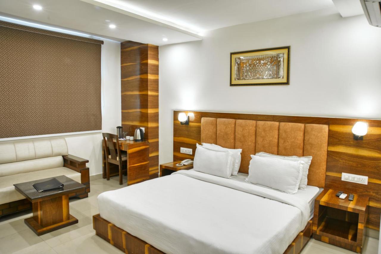 Height View Residency Hotel Dehradun Exterior photo