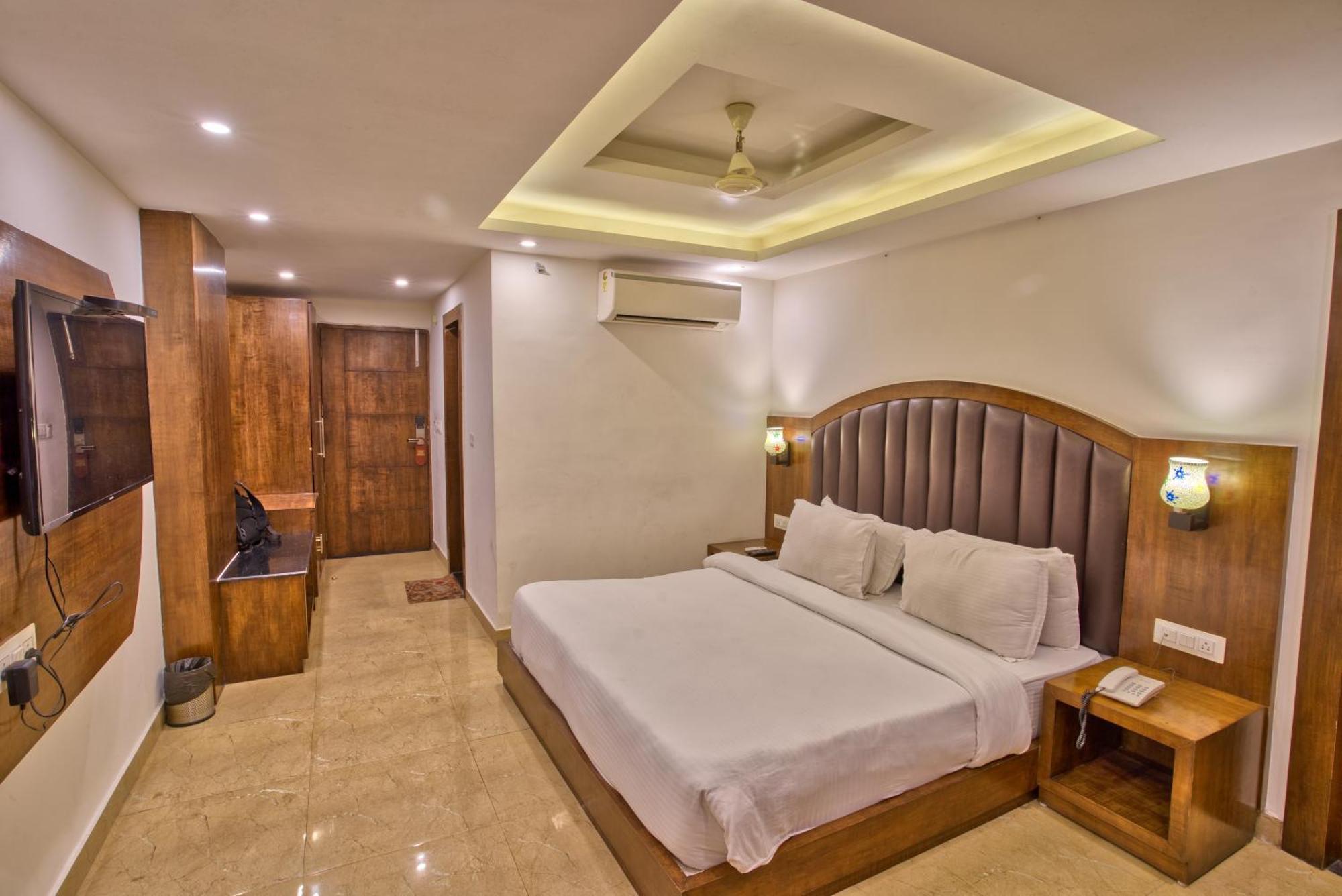 Height View Residency Hotel Dehradun Exterior photo